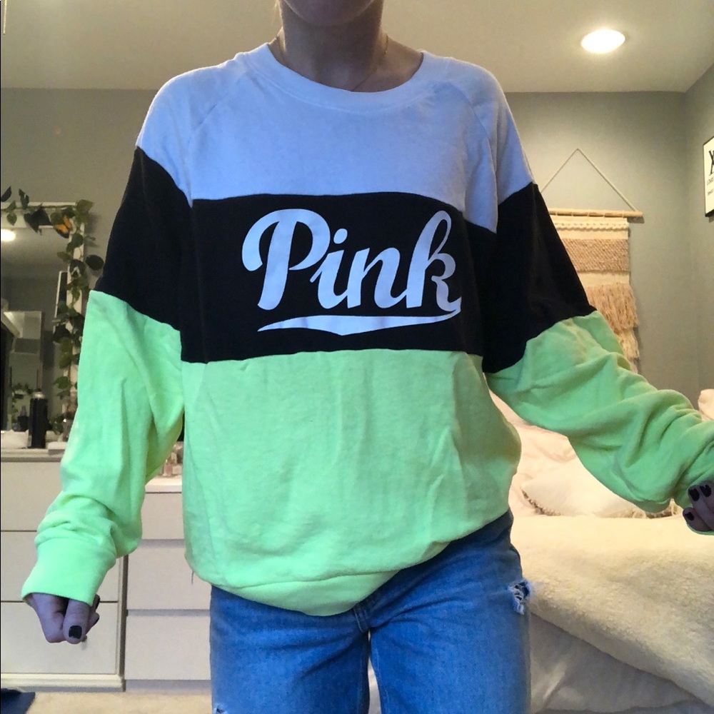 VS PINK oversized crew neck sweatshirt